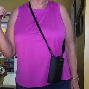 CROSS - BODY phone bag, black  1 pocket in back, adjustable strap, magnetic snap